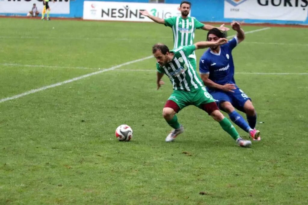 Pazarspor – Çayelispor: 1-1 Beraberlik