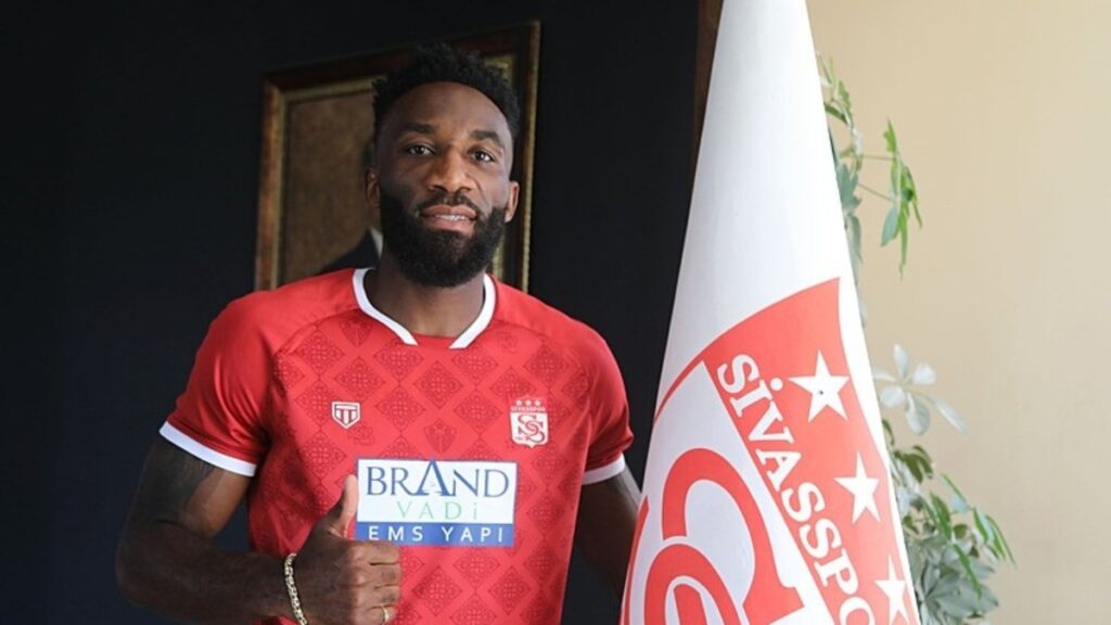 Sivasspor, Aaron Appindangoye’yi yeniden renklerine bağladı
