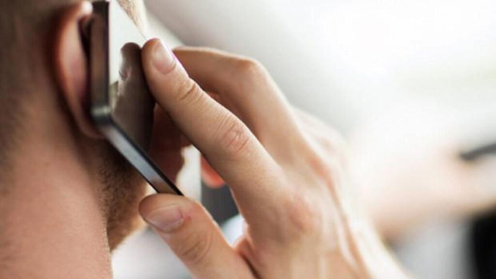 Telefonda 30 dakikadan fazla konuşanlar yandı! O hastalığa yol açıyor