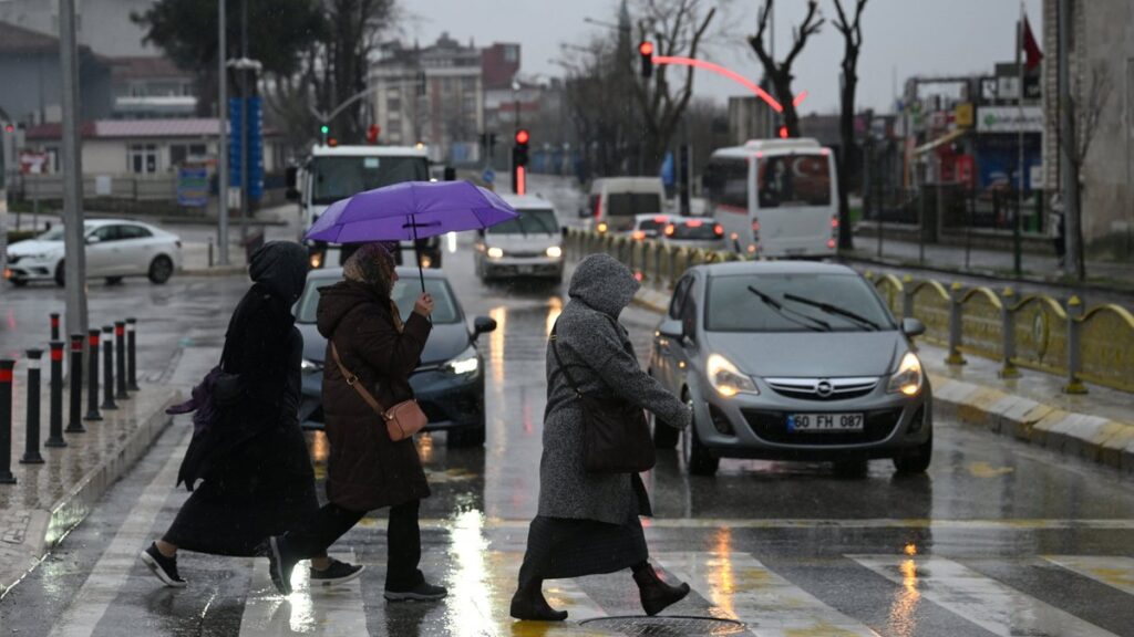 Yağışlar devam edecek mi? Havalar ne zaman düzelecek?